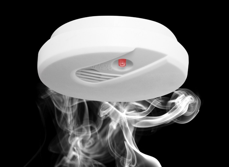 Smart Smoke Detectors That Guide Your Children to Safety